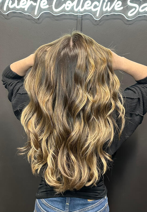 Blonde balayage, dark balayage, warm balayage, blonde highlights, blonde hair, Euless hairstylist, Euless balayage specialist, Bedford hairstylist, Bedford balayage specialist